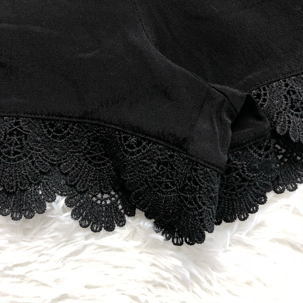 Jack by BB Dakota Ritchie Scallop Lace Trim Shorts - Picture 3 of 5